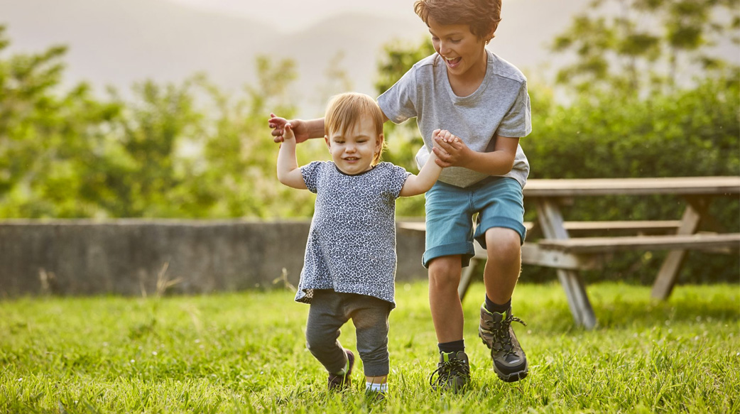 美股创新高之际市场转向防御 迎接牛市中的“回调插曲”